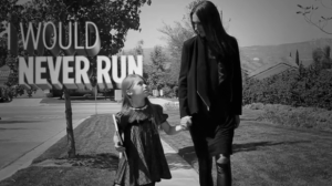 The Neighbourhood – Female Robbery
